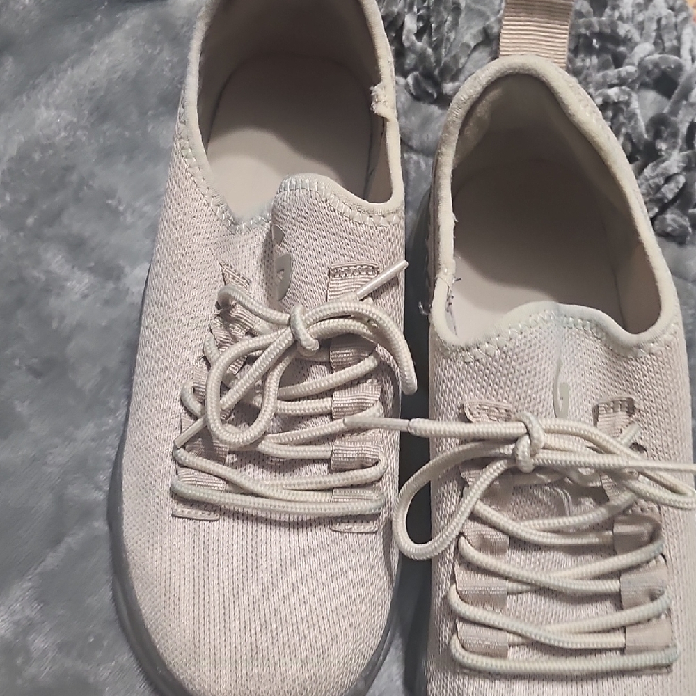 Guess Cream Sneakers Minimalist Knit Design